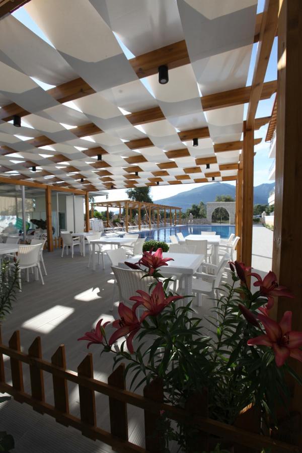 Hotel Riviera ボルシュ エクステリア 写真