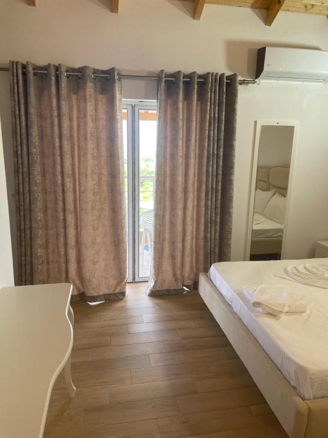Hotel Riviera ボルシュ エクステリア 写真